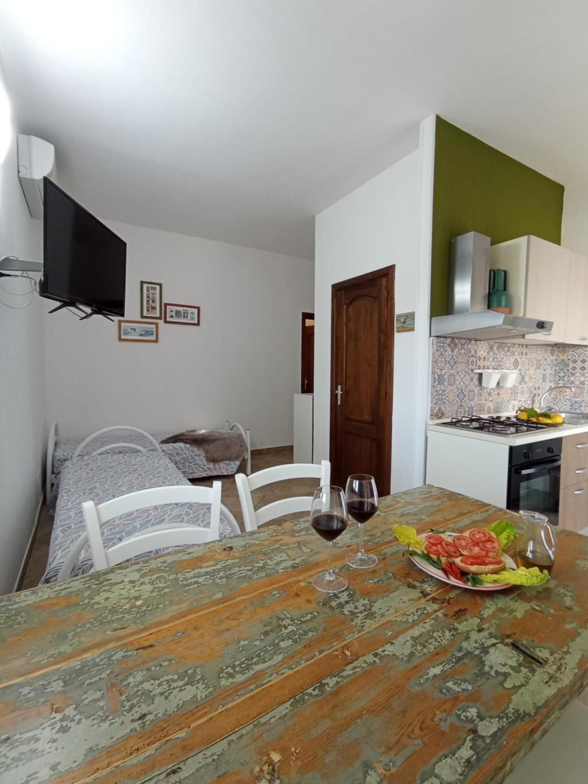 Tenuta I Quattro Venti Otranto Rum bild